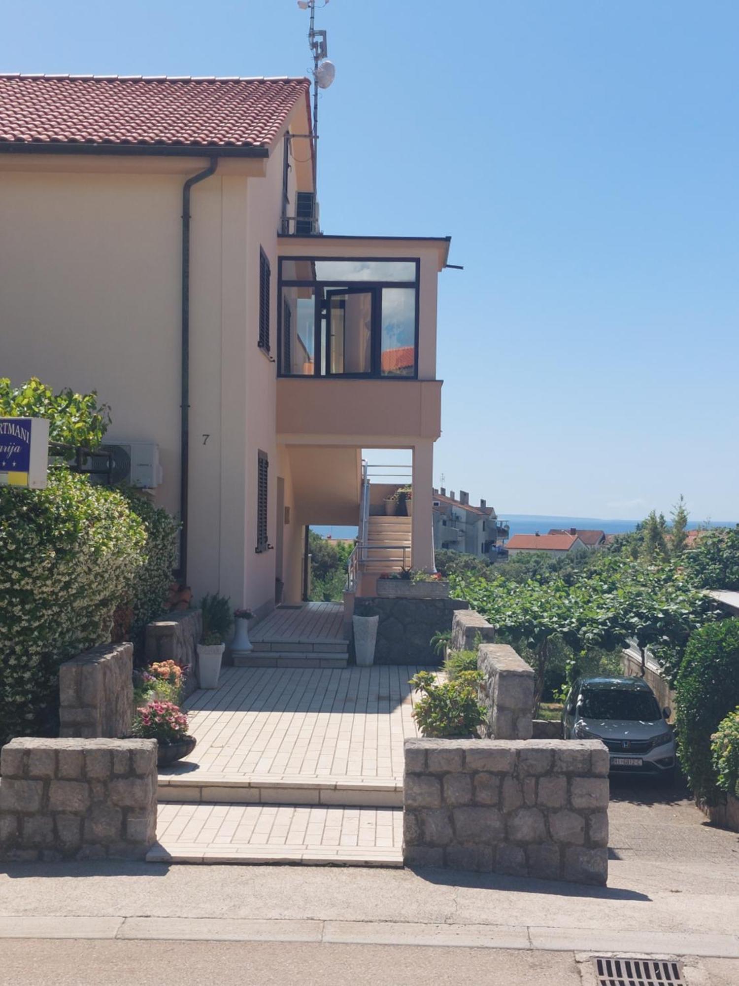 Apartmani Paradiso Krk Town Exterior photo